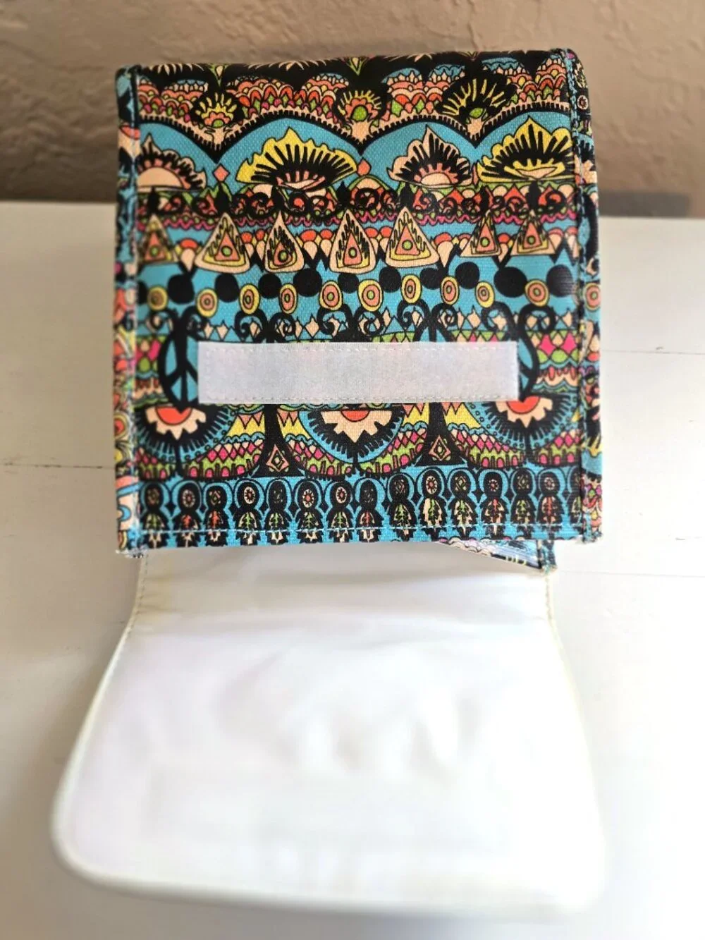 NWT Sakroots Artist Circle Insulated Lunch Tote Bag - One World Print/Aqua OW